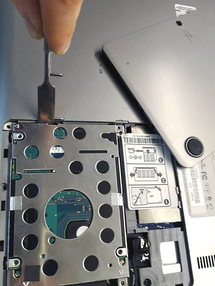 Festplatte ausbauen » Anleitung für Laptop und PC ️