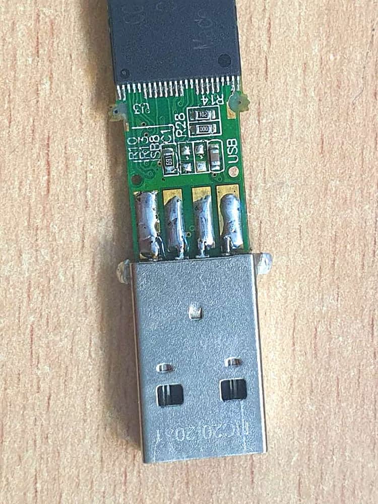 USB-Port an Stick angelötet