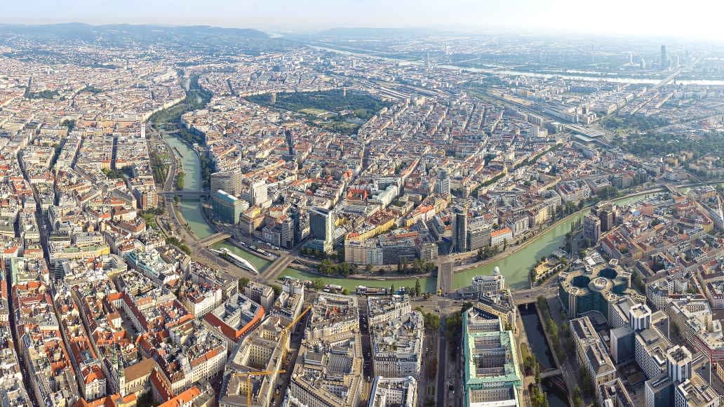 Datenrettung Wien - erster Bezirk - Luftbild